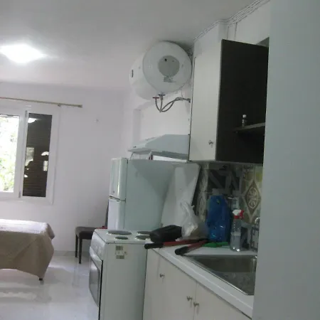 Apartamento Sissy By The Sea Nikiana