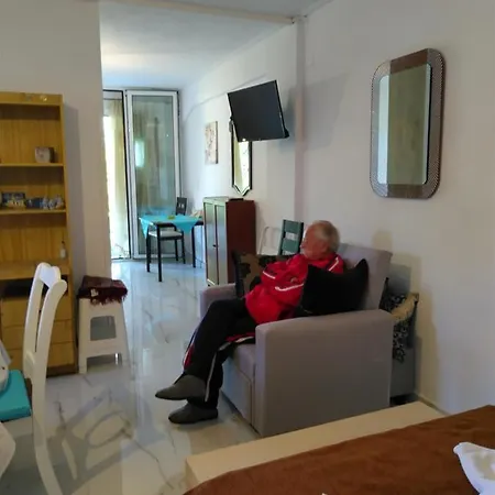 Sissy By The Sea アパート